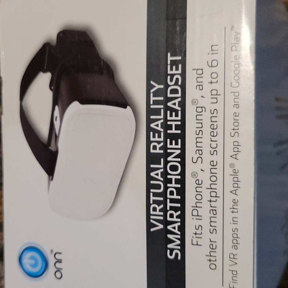 Virtual Reality Smartphone Headset - Picture 3 of 4